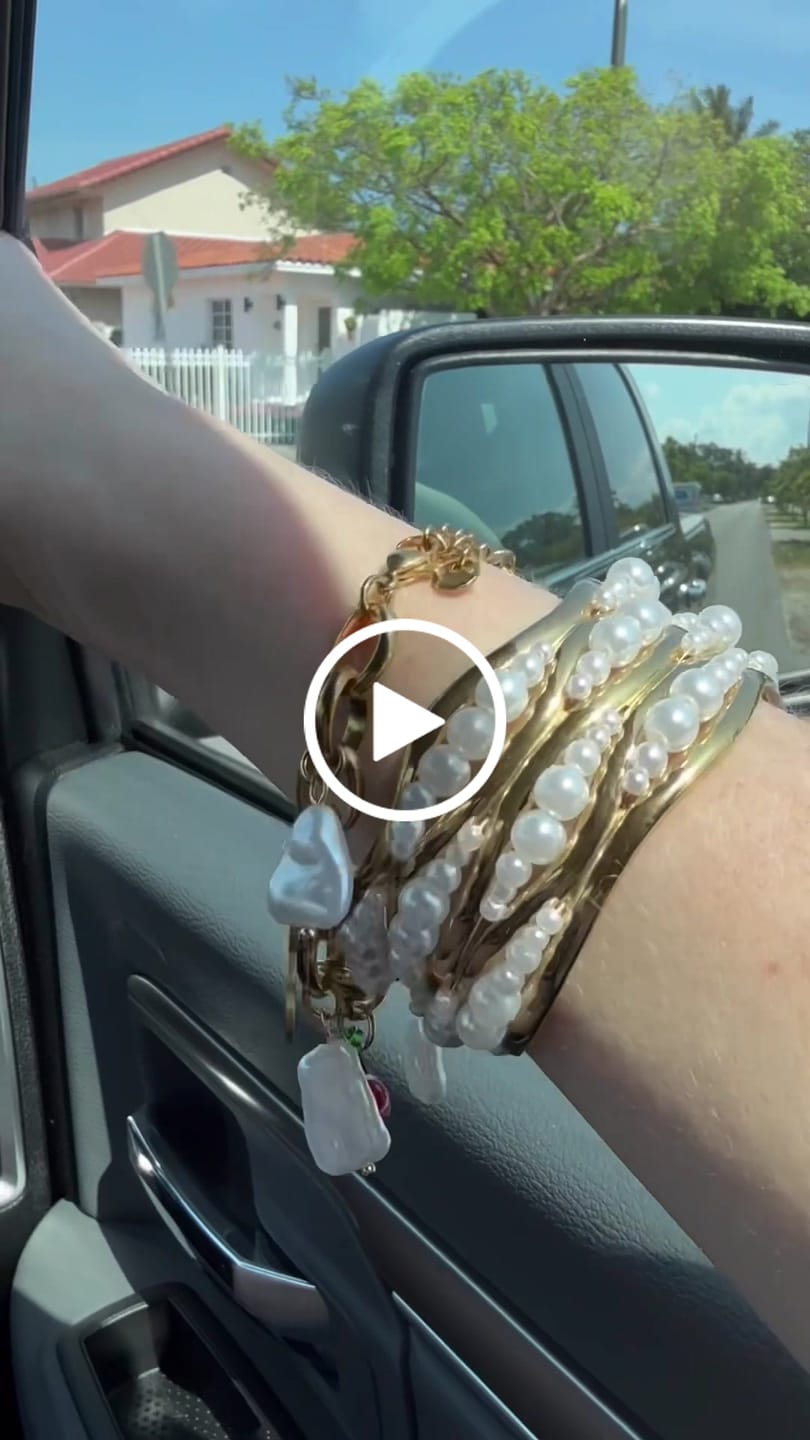 Customer video review of Sweet Pearl Bracelet