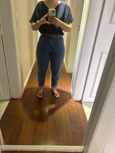 Camila M. review of Calça Jeans Slouchy Cacau Azul Médio image 1 out of 1