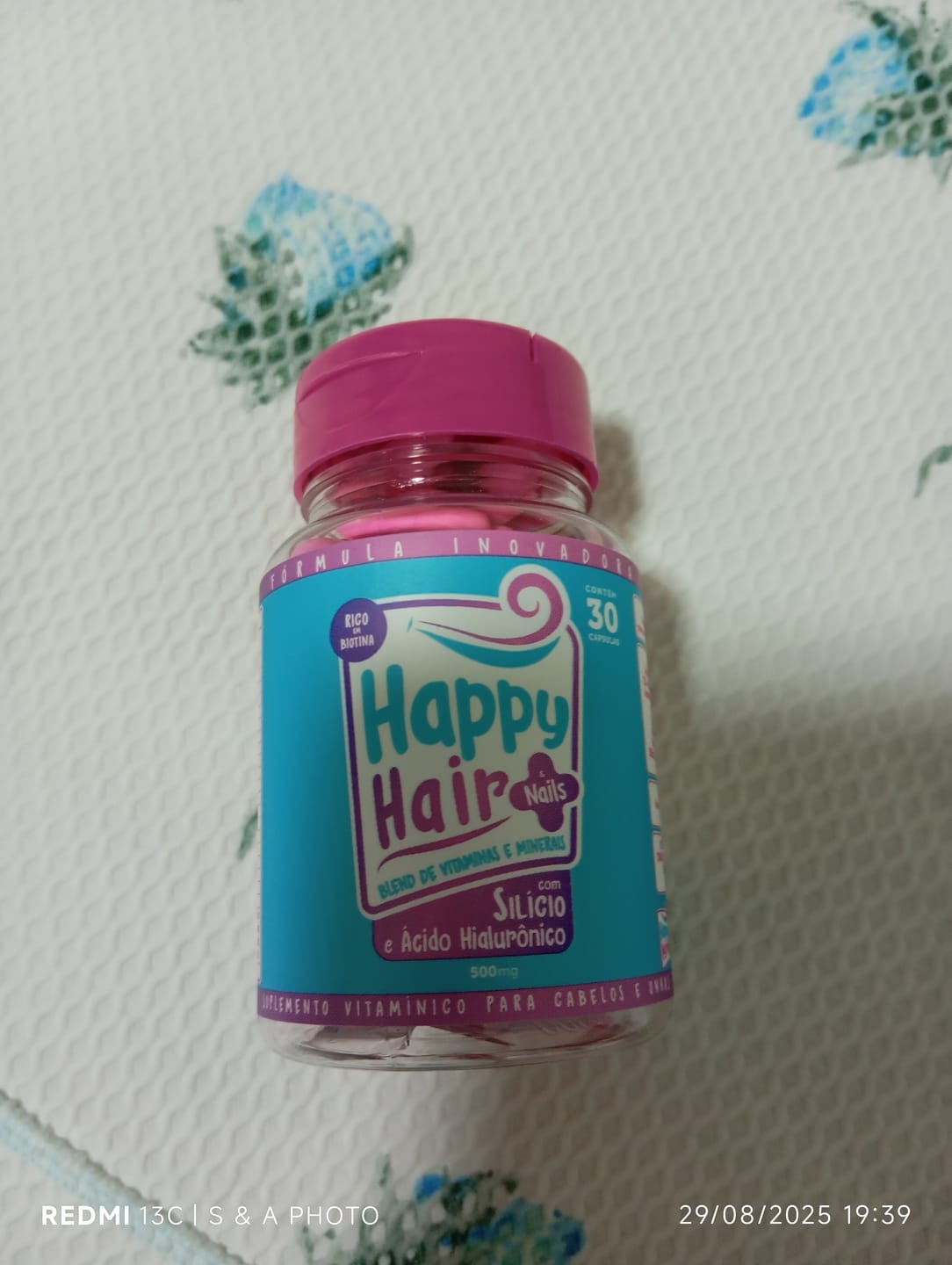 Customer photo review of 1 Pote Happy Hair + 1 Pote Happy Hair Grátis (Total: 2 Potes)