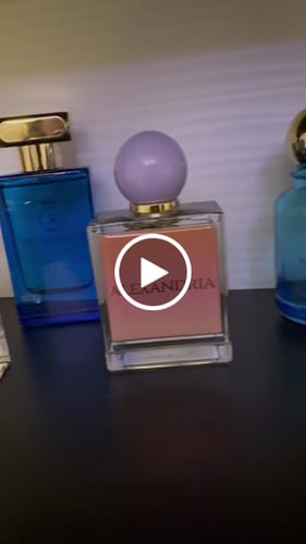 Customer video review of 724
