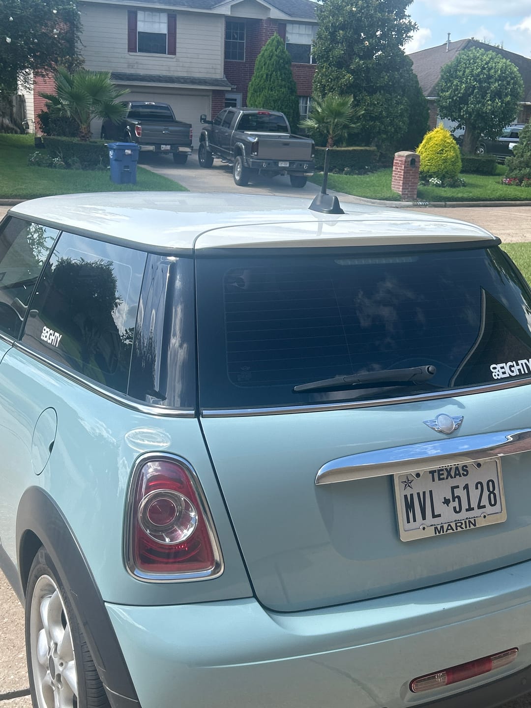 Customer photo review of 80Eighty® Carbon Antenna