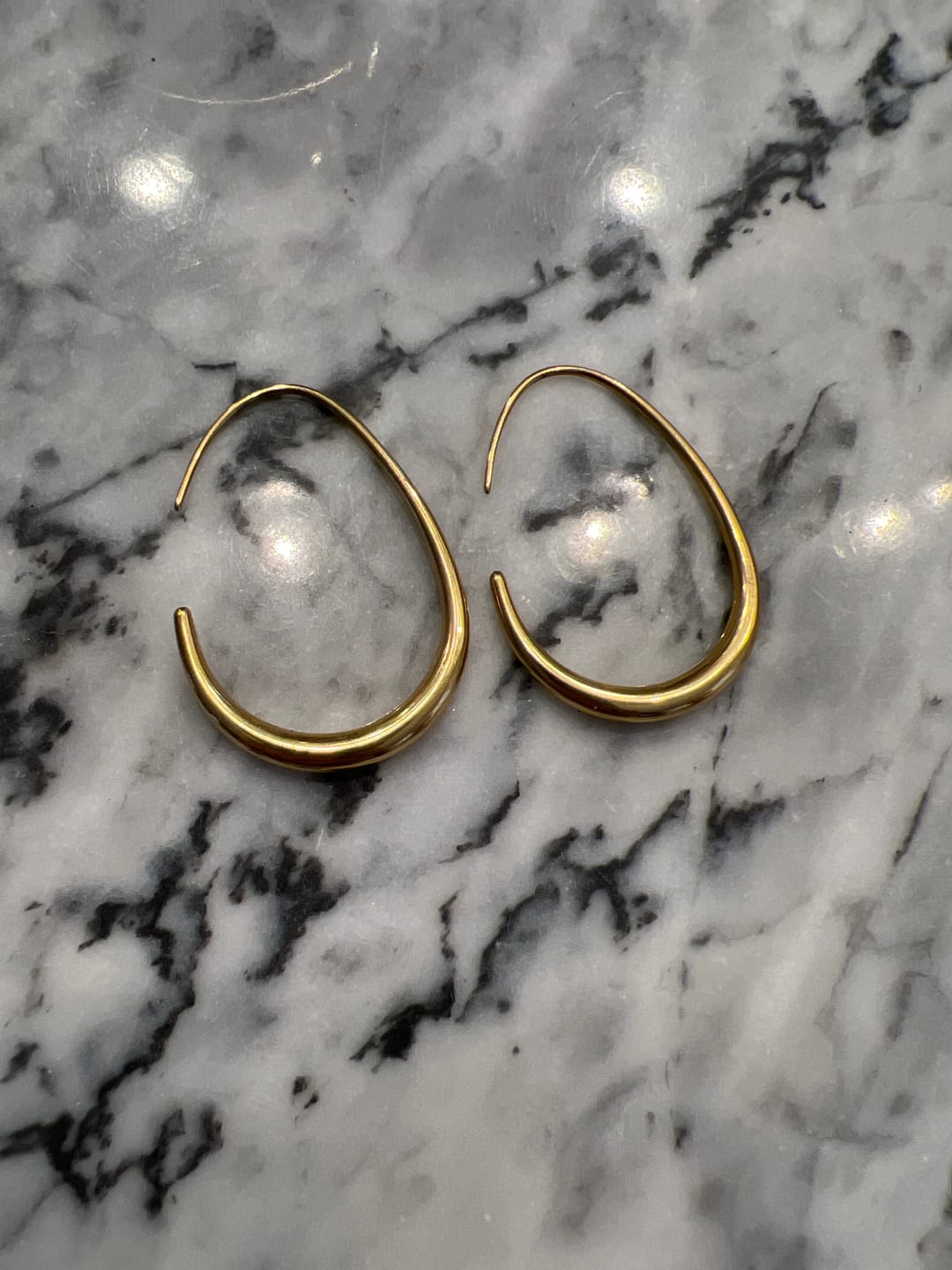 Customer photo review of Nica Gold Hoop Earrings