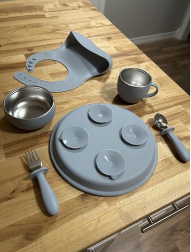 Customer photo review of Set Alimentación Ecológico para Bebés (7 piezas) - Silicona con ventosa + Acero Inoxidable