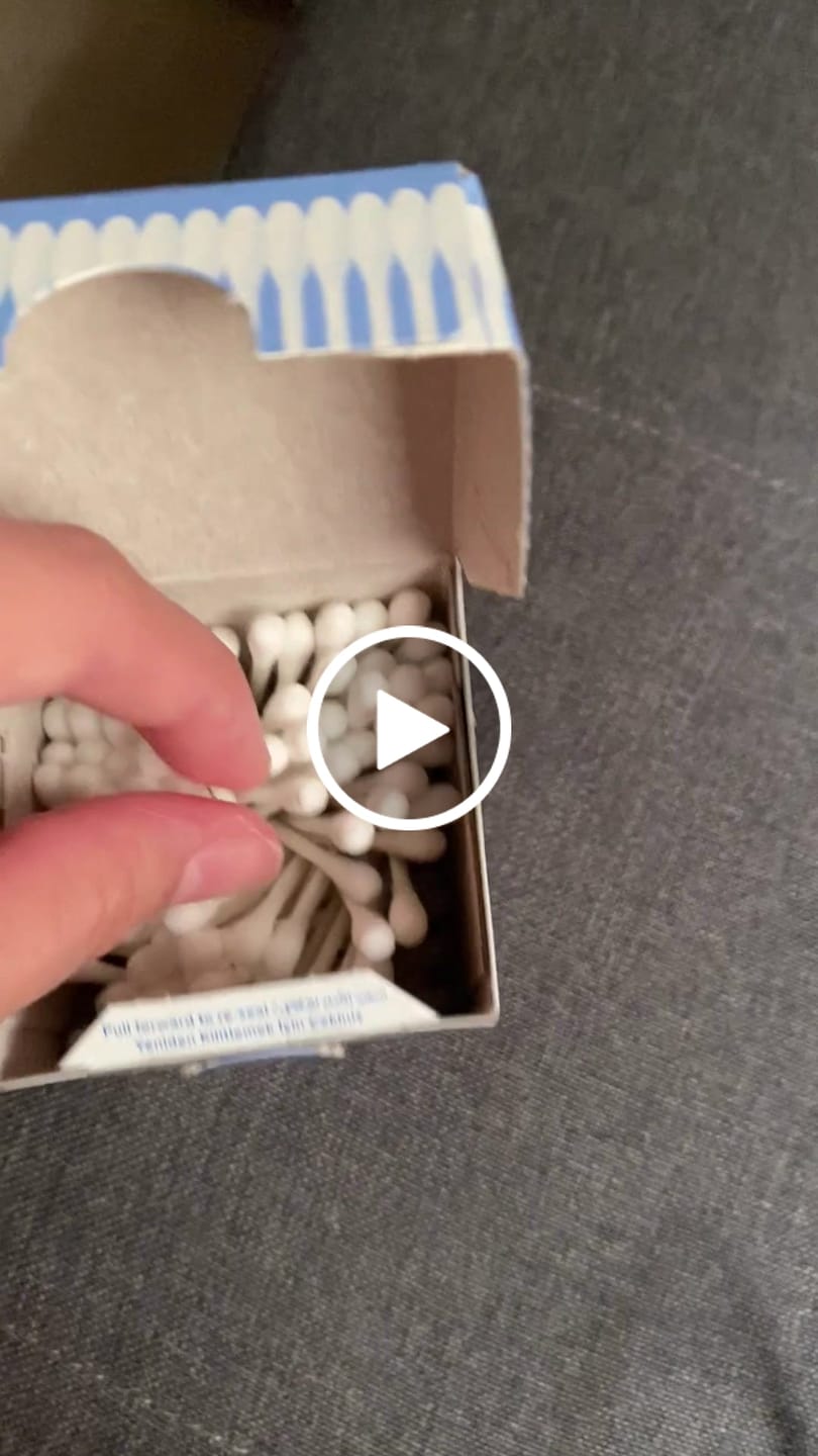 Customer video review of Johnson's Baby Cotton Buds