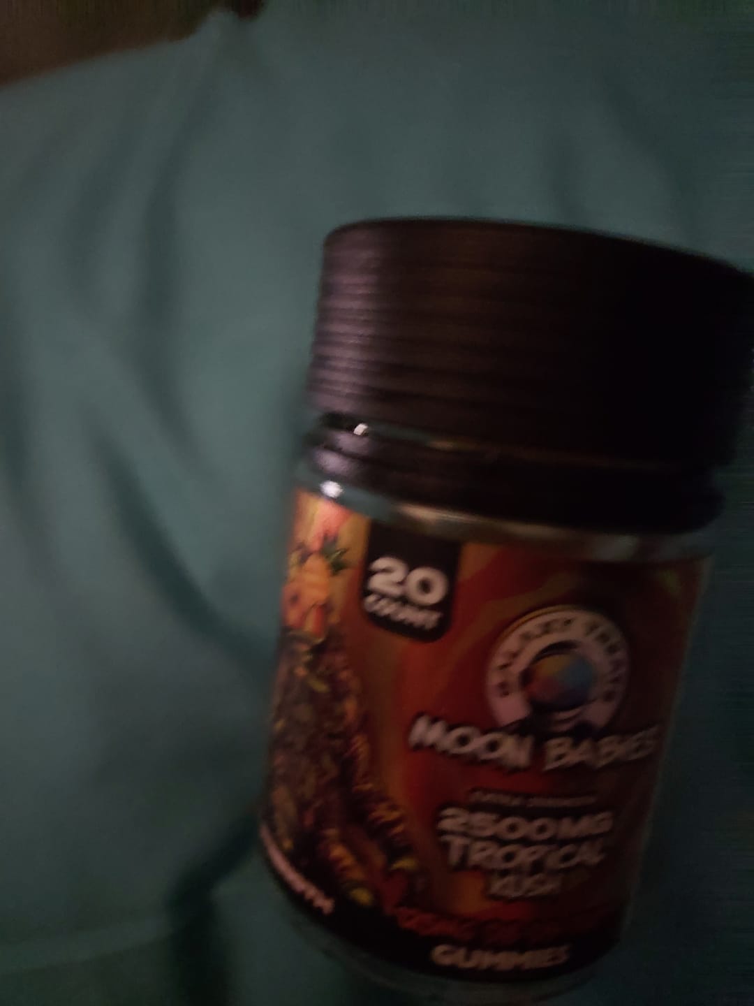 Customer photo review of Tropical Kush D8 D9 THCP Extra Strength Gummies