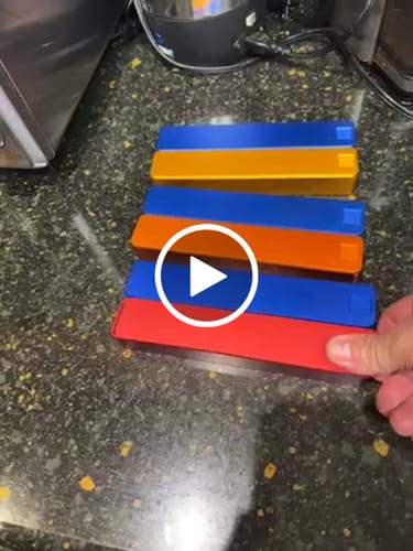 Customer video review of Weekly AM-PM Pill Case 2.0