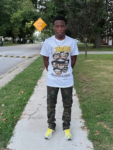 Customer photo review of Black Tour Yellow AJ 4 Thunder DopeSkill Unisex T-Shirt The Mouth With No Droughts Graphic