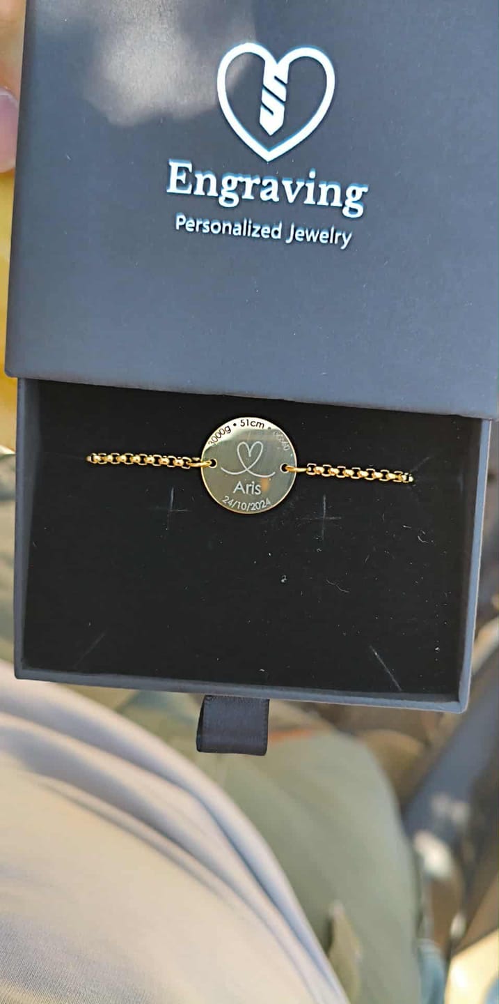 Customer photo review of Bracelet Mina: Newborn