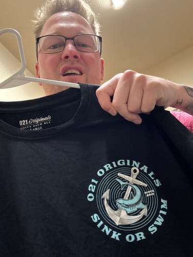 Customer photo review of SINK OR SWIM DROP-CUT T-SHIRT - BLACK