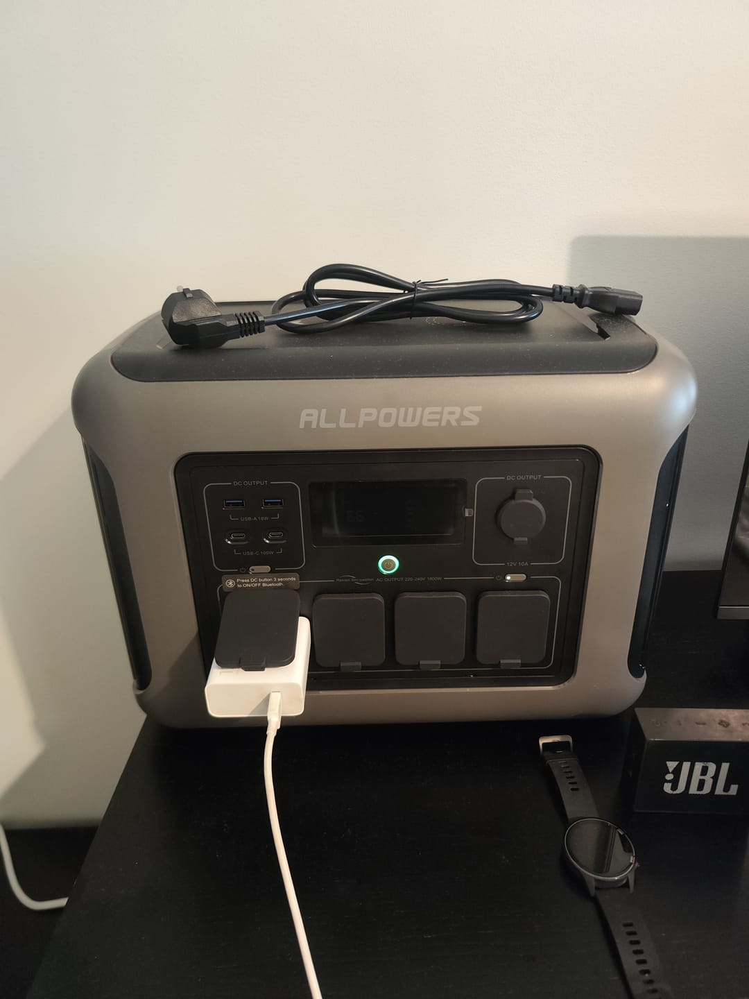 Customer photo review of ALLPOWERS R1500 Portable Power Station 1800W 1152Wh LiFeP04 Battery