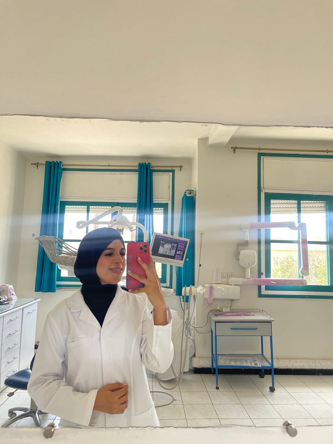 Customer photo review of Blouse PRO™ Manches Longues Col Chemisier - Femme