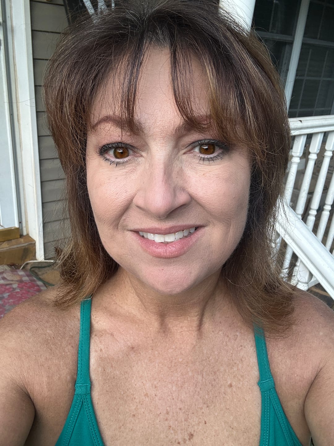 Customer photo review of Eyeling Amber Brown