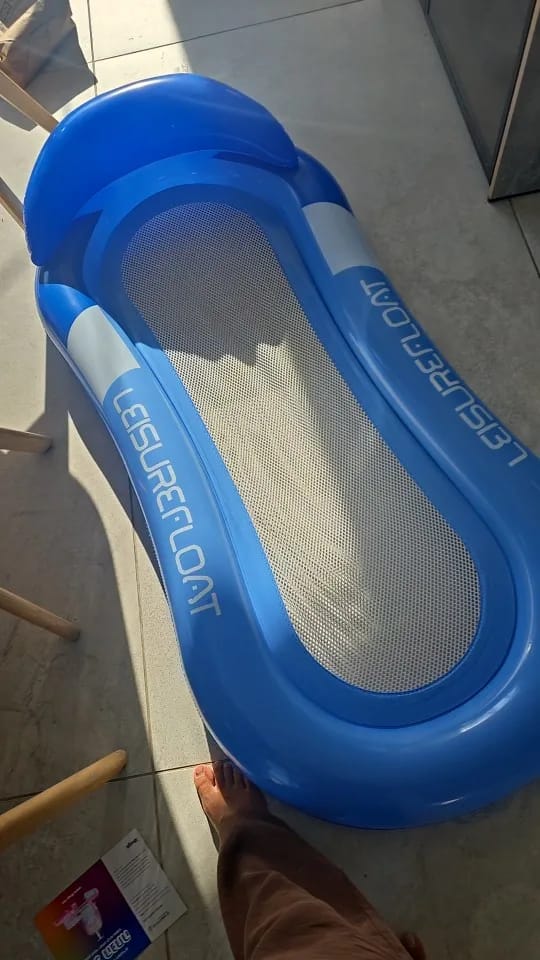 Customer photo review of Aufblasbare Wasserhängematte – Luftmatratze für Strand & Party