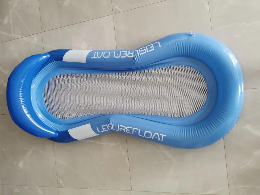 Customer photo review of Aufblasbare Wasserhängematte – Luftmatratze für Strand & Party