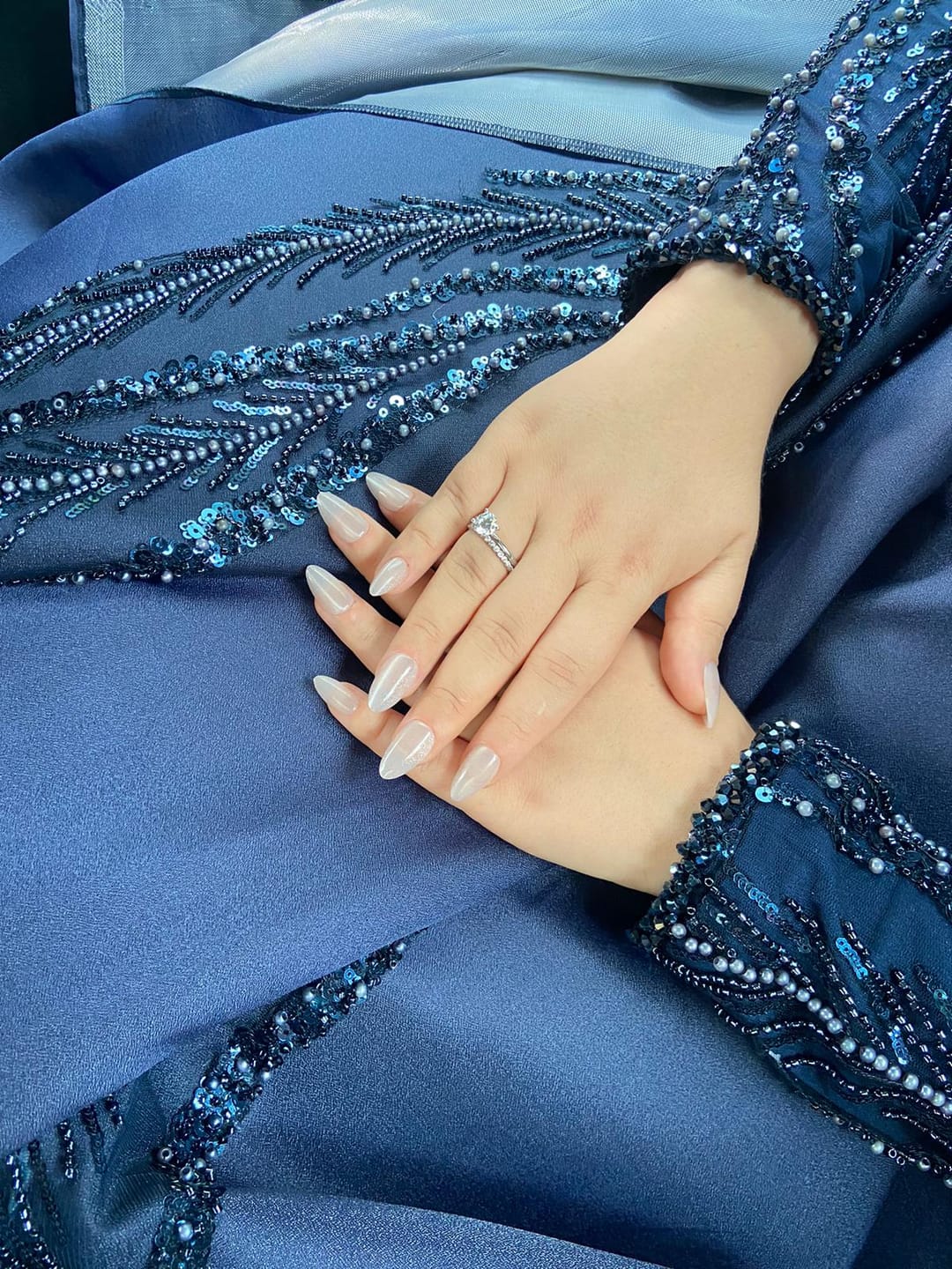 Customer photo review of Shimmer Petal - Short Almond - 30 Adet Takma Tırnak