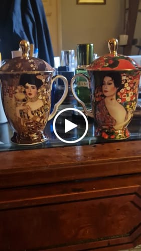 Customer video review of Gustave Klimt Tea cups with lid