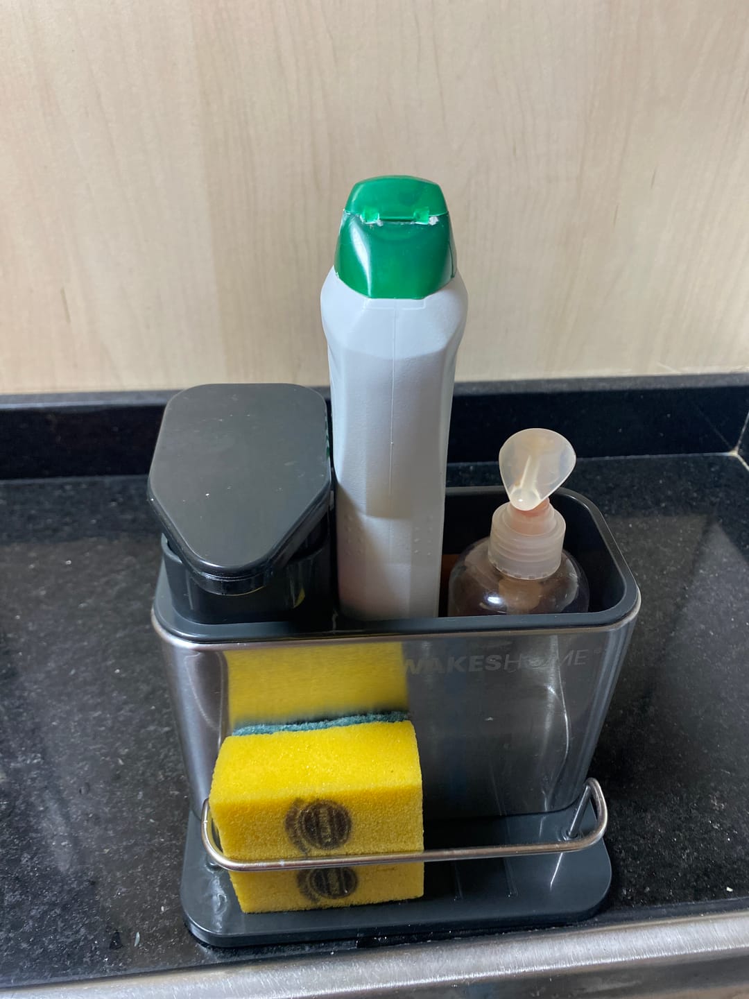 Customer photo review of Dispensador De Lavalozas Jabón Y Porta Esponja Organizador 3 en 1