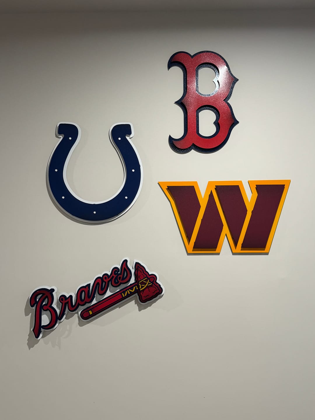 Customer photo review of Washington Commanders "POWER W" 3D Vintage Metal Wall Art