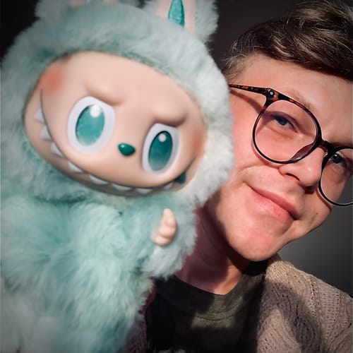 Customer photo review of Pop Mart Labubu The Monsters Big into Energy Series Vinyl Plush Pendant Single Blind Box