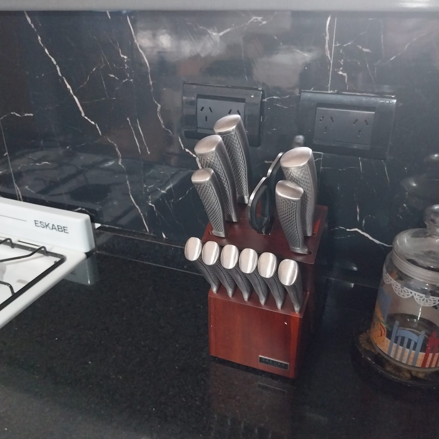 Customer photo review of Taco de Cuchillos Sakura De Acero Inoxidable 14 Pz