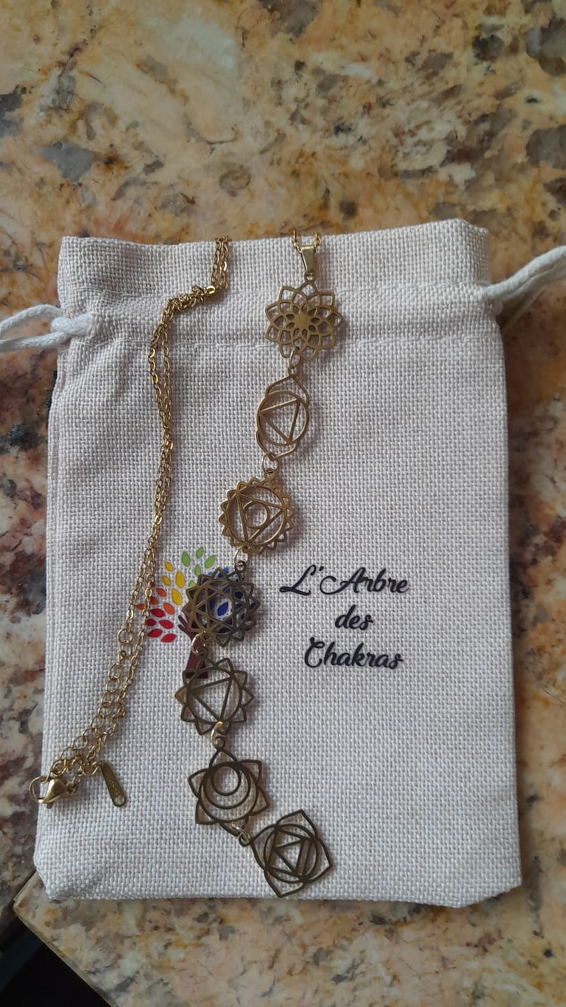 Customer photo review of Collier 7 Chakras - Symboles Sacrés