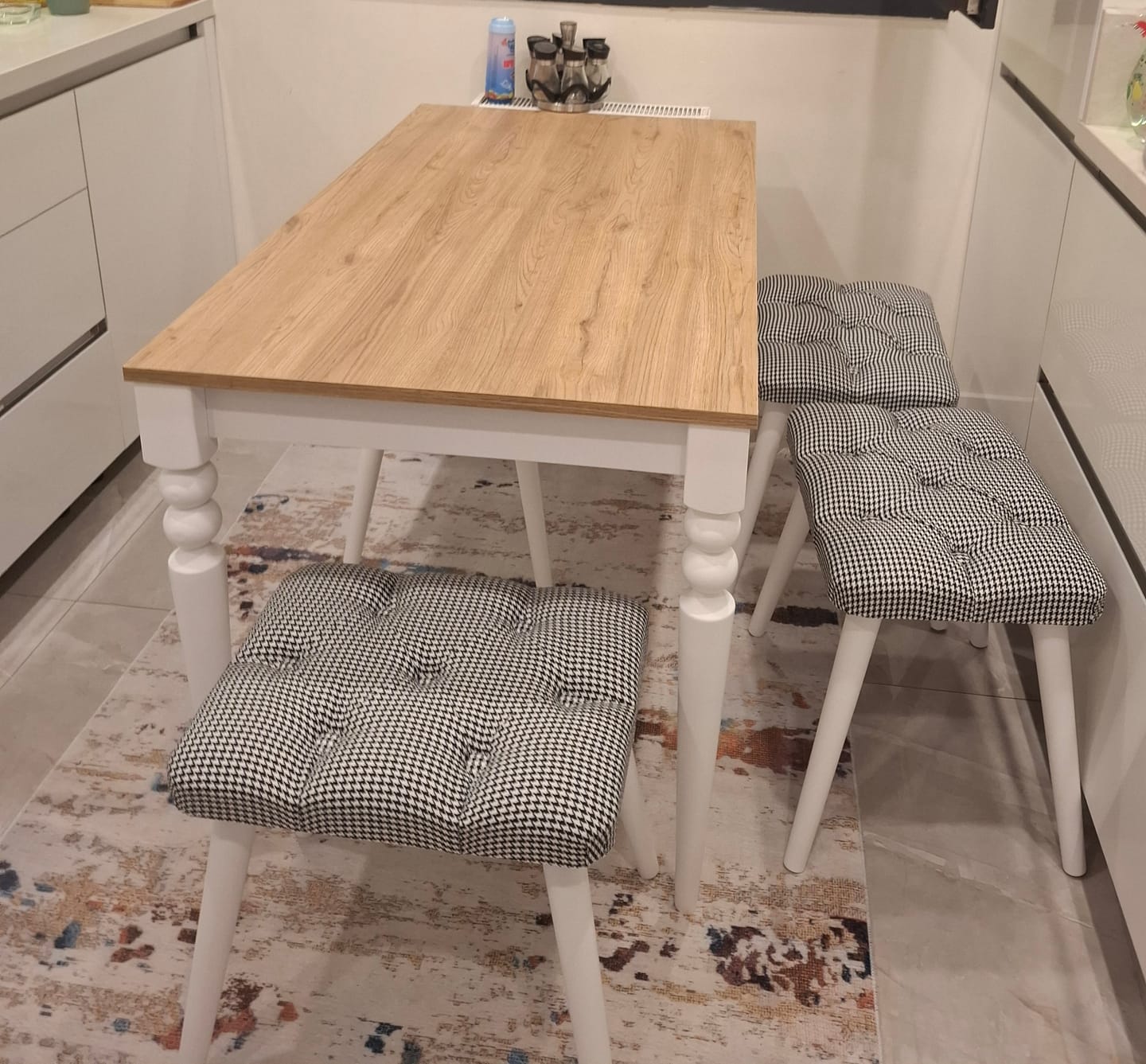 Customer photo review of Rani JA104 Mutfak Masası Yemek Masası Sepet Ceviz - Beyaz