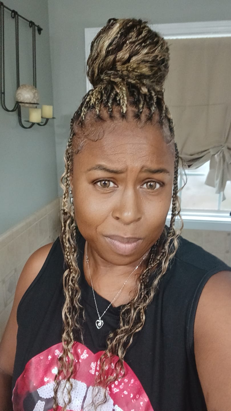 Customer photo review of #4/#27 Piano Color Deep Wave Bulk Hair Extensions for Braiding