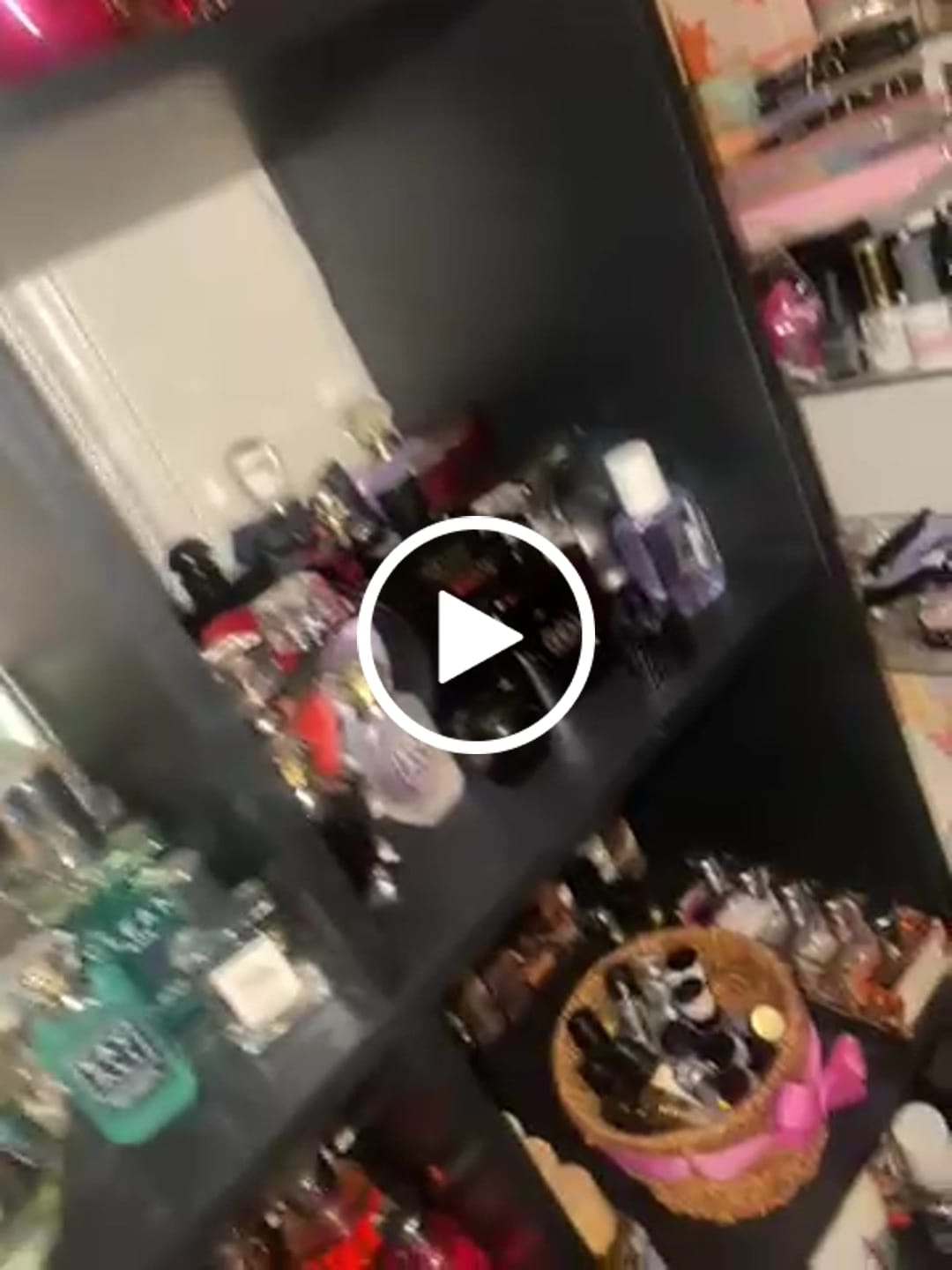 Customer video review of Silky Veil Of Santal 36