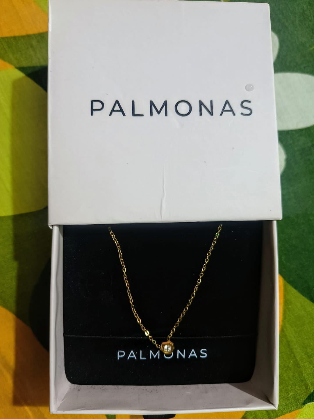 Customer photo review of White Gemstone Gold Chain Necklace