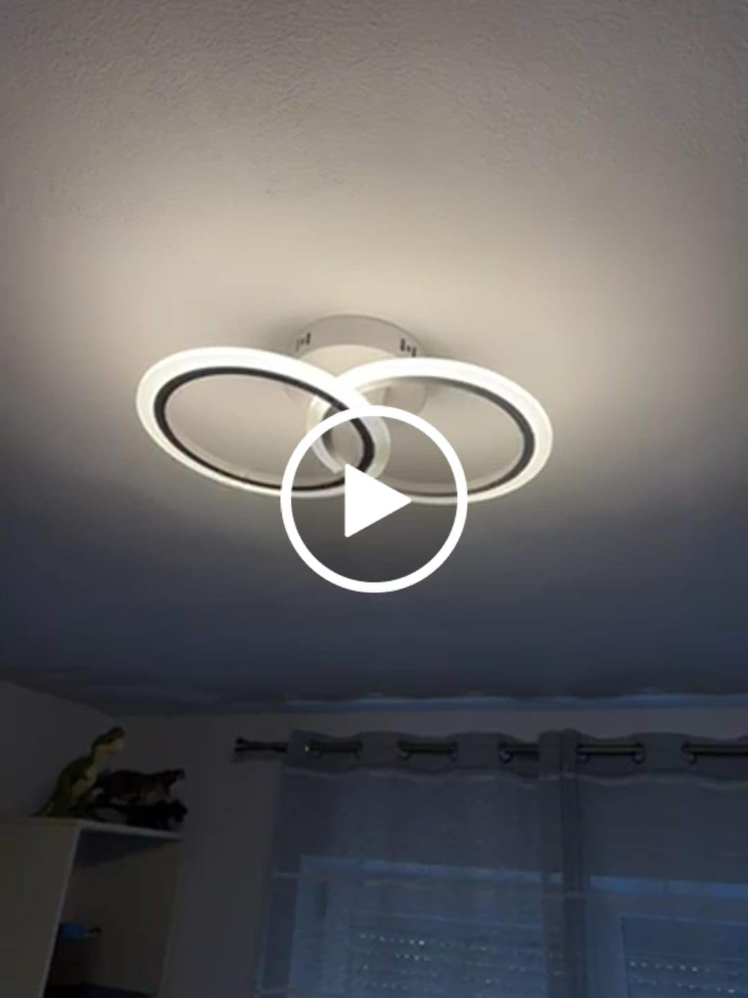 Customer video review of Lustra LED 1+1 Circle Design Alb Echivalent 300W Telecomanda