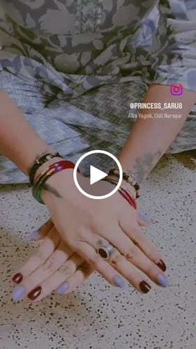 Customer video review of A Colorful Set for Every Occasion!" - 916 22k Hallmark (Multicolour)