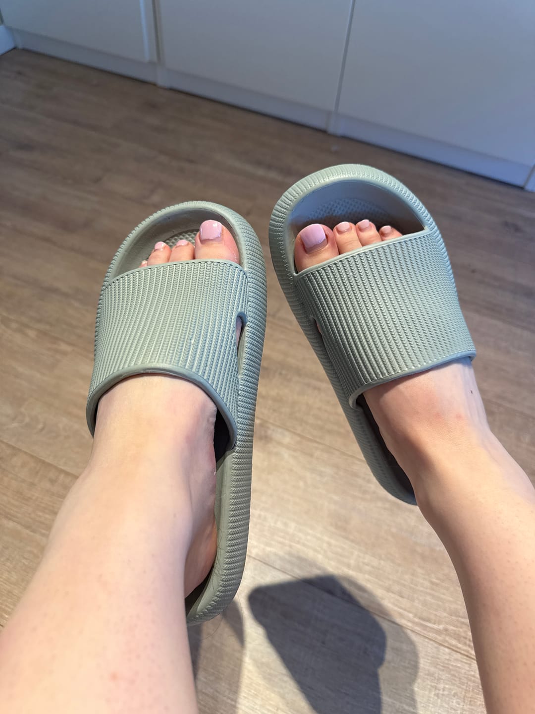 Customer photo review of HappyFlops Nordic Collection
