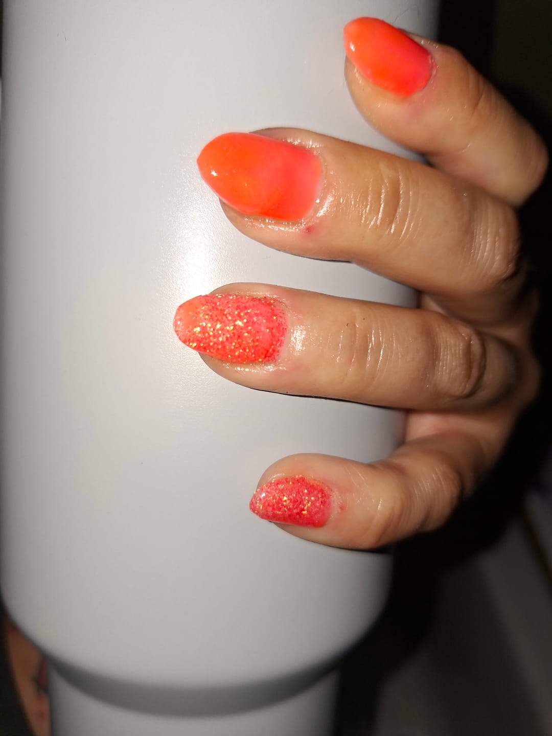 Customer photo review of Limited Edition 1 - Mood Change Dipping Powder
