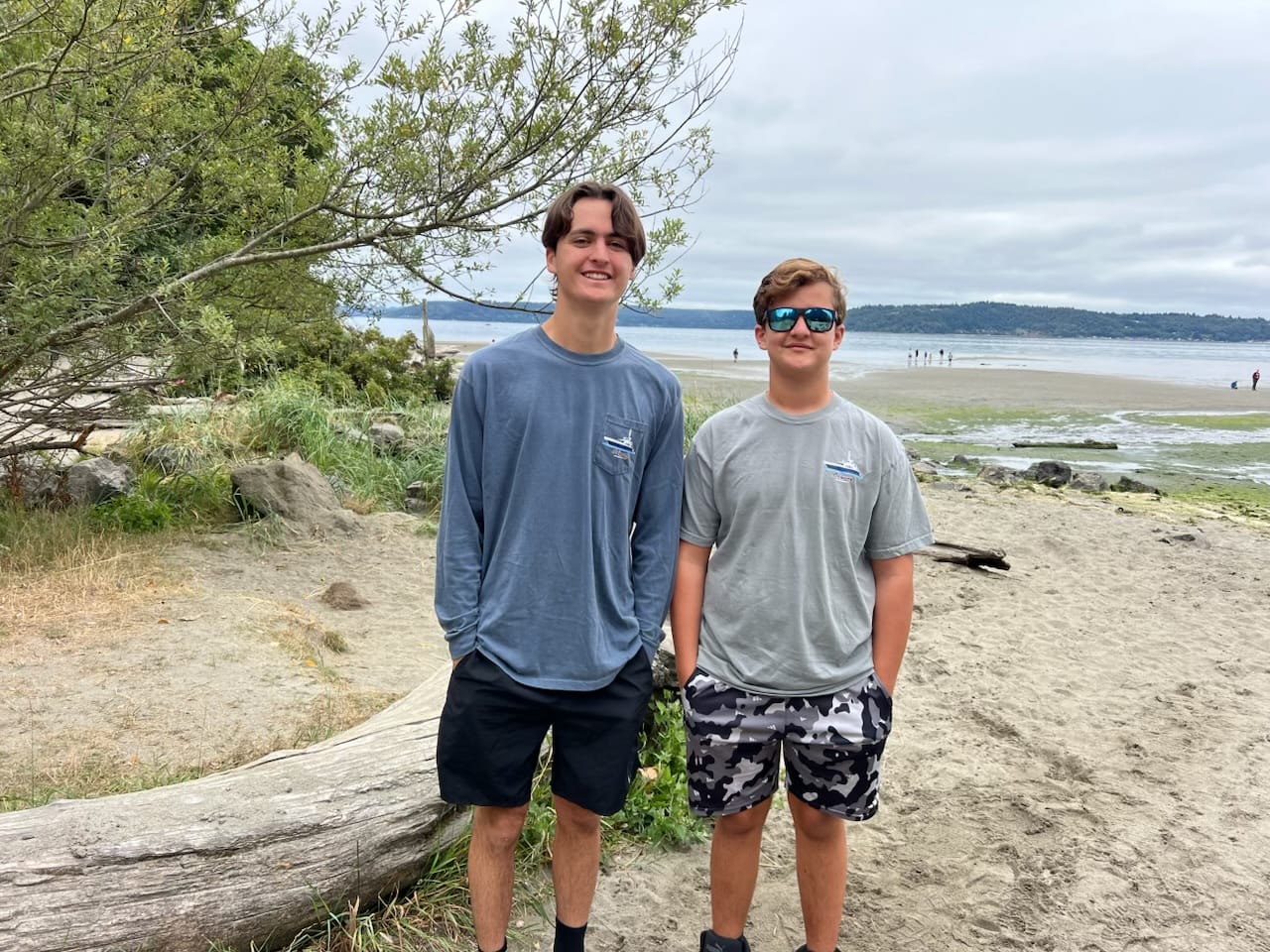 Customer photo review of Custom Cotton Long Sleeve Shirts with Pocket