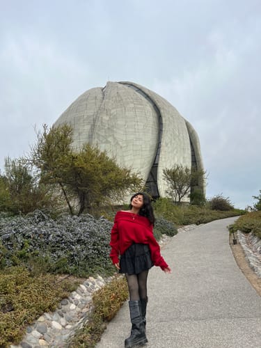 Customer photo review of SWEATER LINA ROJO