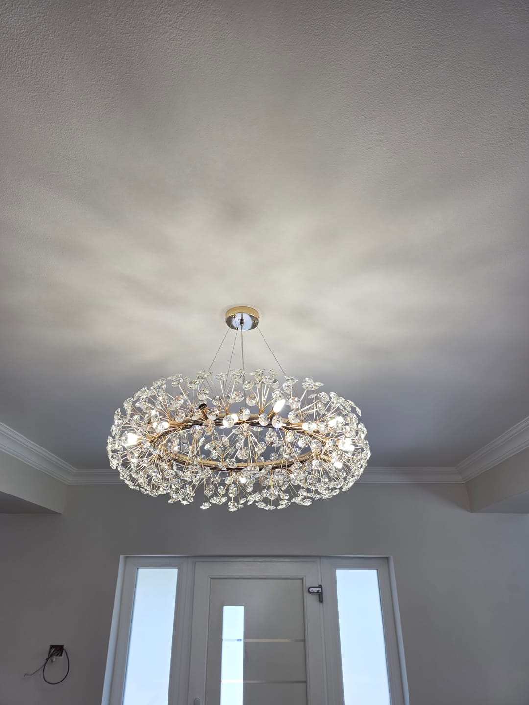 Customer photo review of Lustra Suspendata Crystal Dandelion Gold XXL