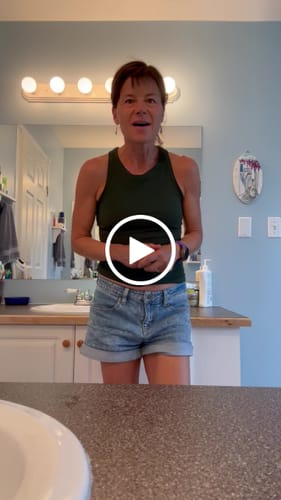Customer video review of Besque™ Magic Body Oil - 100ml