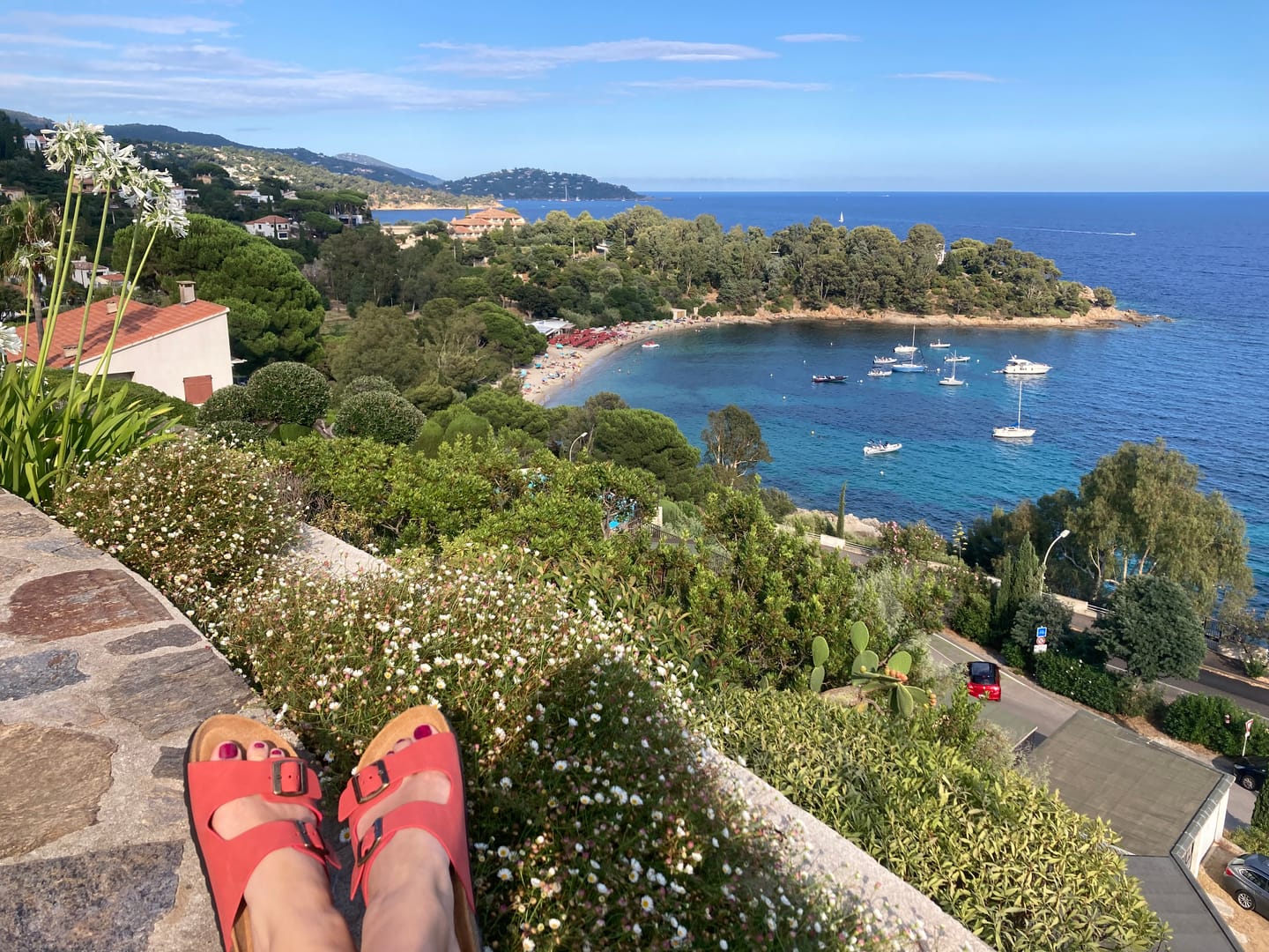 Customer photo review of Mango Comfort Footbed Sandals