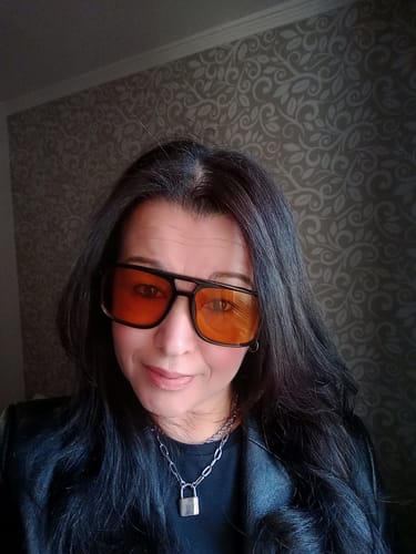 Customer photo review of Óculos Marino