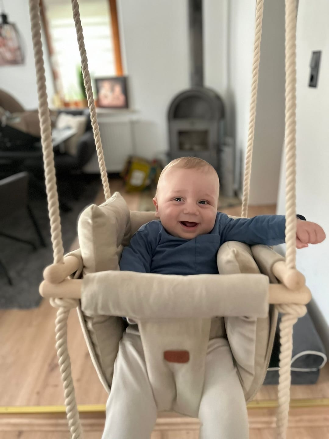 Customer photo review of Premium Cappuccino White Schaukel - Handgefertigte Schaukel