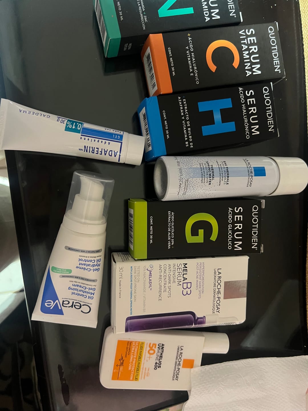 Customer photo review of Kit Los 4 Fantásticos (44% OFF) - Serum de Vitamina C 30ml + Serum de Niacinamida 30ml + Serum Ácido Glicólico 30ml + Serum de Ácido Hialurónico 30ml
