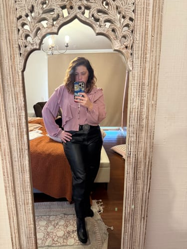 Customer photo review of PANTALÓN DANI  en PU negro