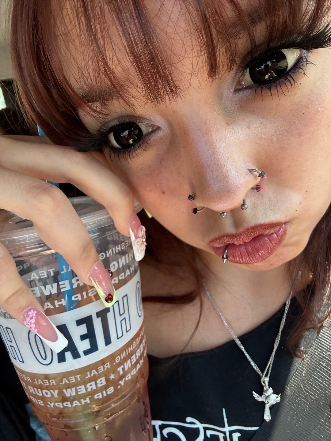 Customer photo review of Eyemoody Pure Black | 6 Months, 2 pcs