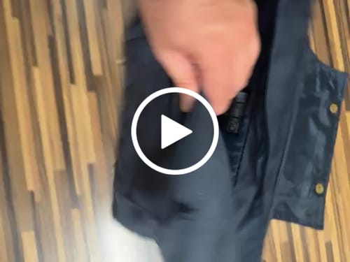 Customer video review of Düsseldorf Messenger Bag  - Large
