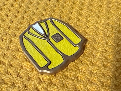 Customer photo review of Yellow Jacket Ball Marker (Limited Edition)