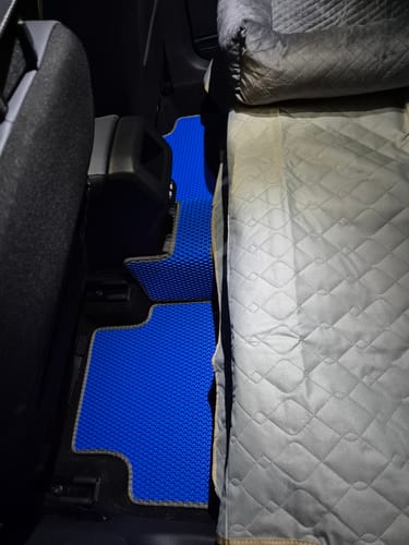 Customer photo review of Auto Fußmatten nach Maß - Komplettset