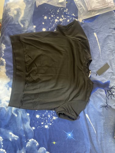 Customer photo review of Mens Solid Color Cropped Short Sleeve T-Shirt SKUL11807