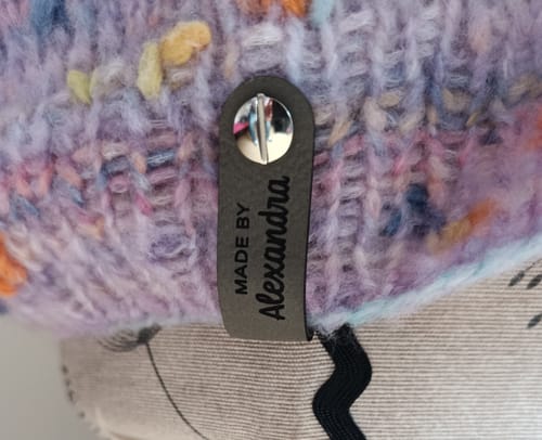 Customer photo review of Personalisierte Labels mit Chicago Screws - Kunstleder-Label mit Schrauben