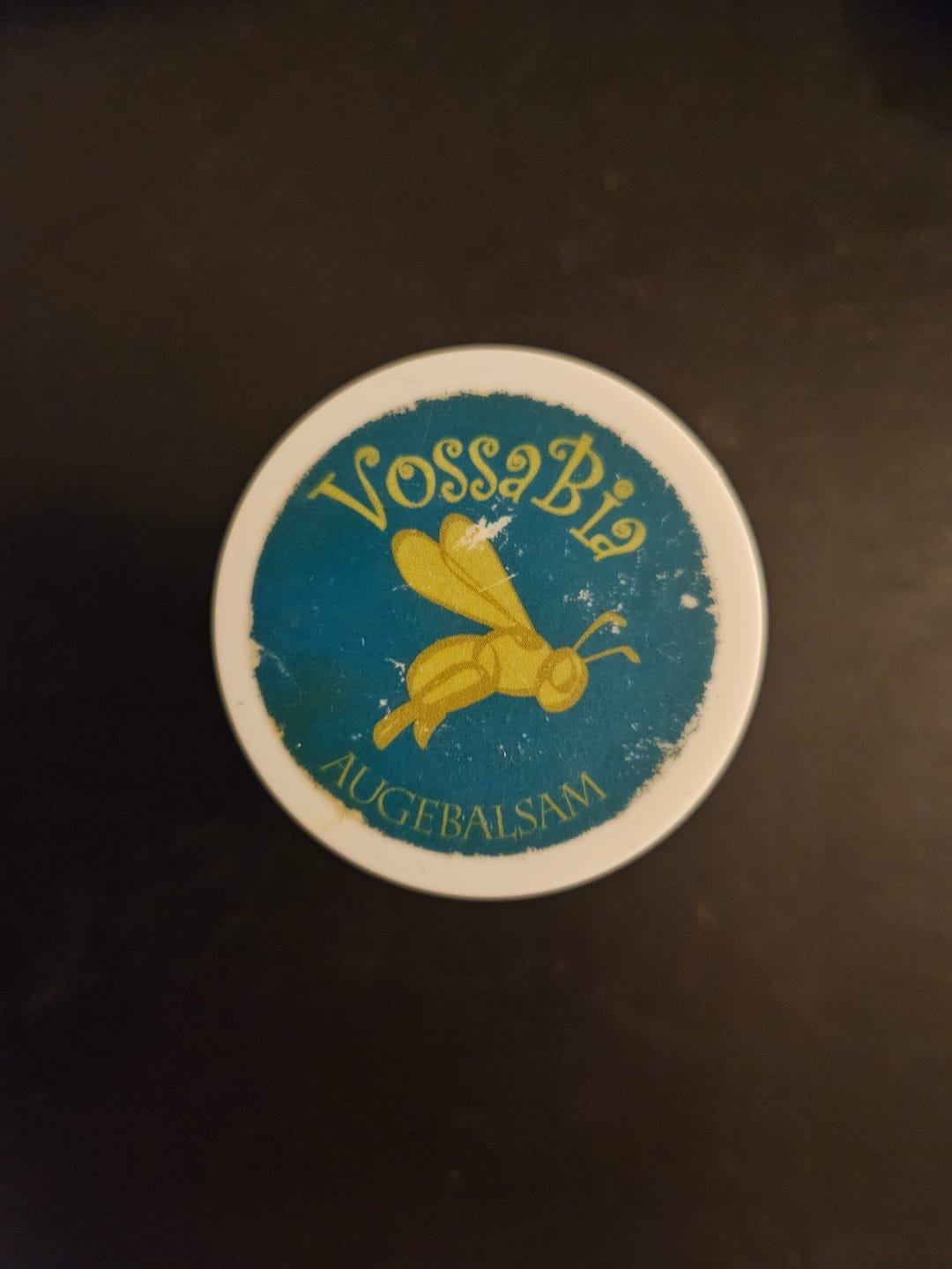 Reseña fotográfica de un cliente sobre el bálsamo para ojos
