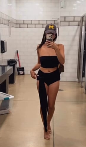 Customer photo review of Mia Top - Black